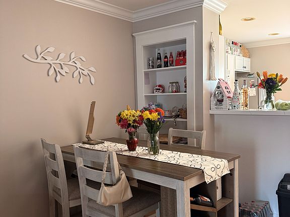 2nd image of 1035 Barnett Shoals Rd APT 136