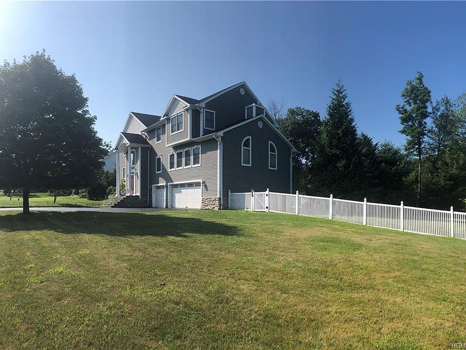 1st image of 49 Winchester Dr