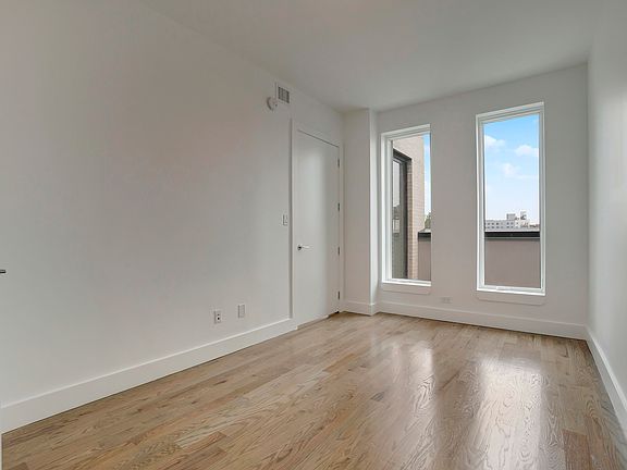 5th image of 152 Erasmus St Unit 502