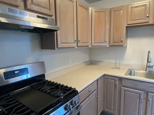 1 Walter Avenue APT 1, Norwalk, CT 06851