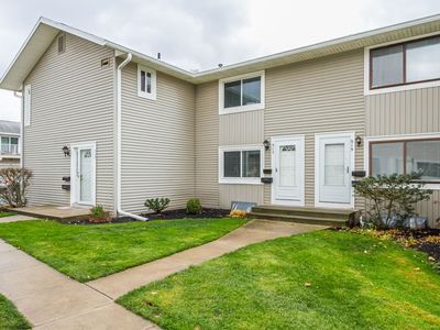 517 Eastbrooke Ln, Rochester, NY, 14618