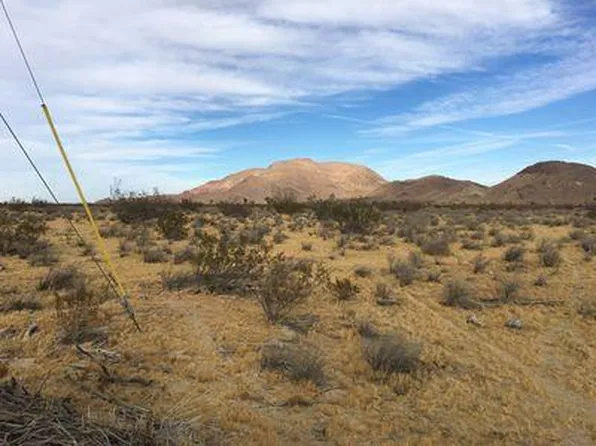 9990 55th St W, Mojave, CA 93501