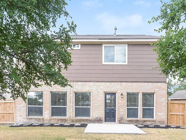 4323 Gentle Grove Dr — Photo 17