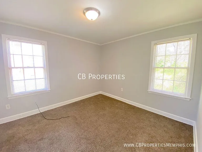 722 Lydgate Rd — Photo 6