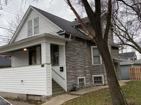 7512 Adams St, Forest Park, IL 60130
