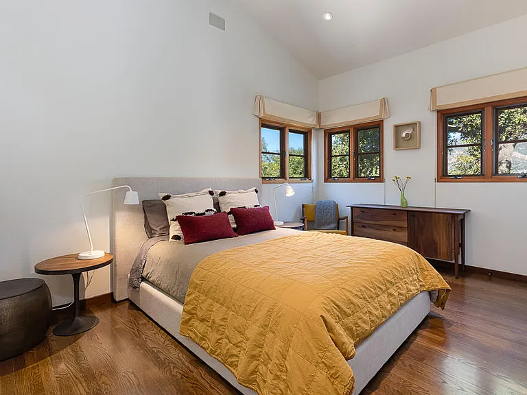622 Cowles Rd — Photo 18