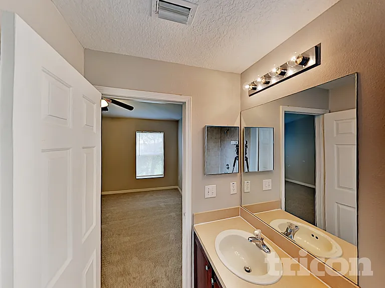 3548 Cardinal Feather Dr — Photo 9