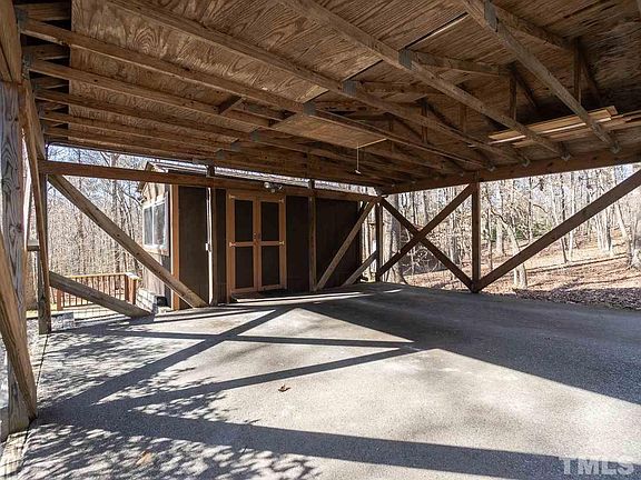 3rd image of 2521 Arbor Ln