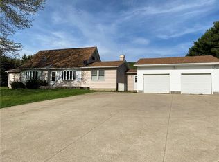 9101 Kuhl Rd, Erie, PA 16510