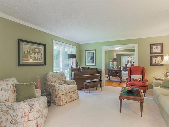 5th image of 4605 Baywoods Dr
