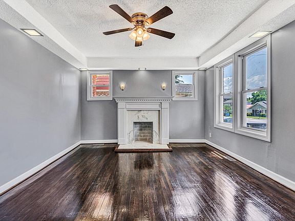 5th image of 1427 Orange Ave NW