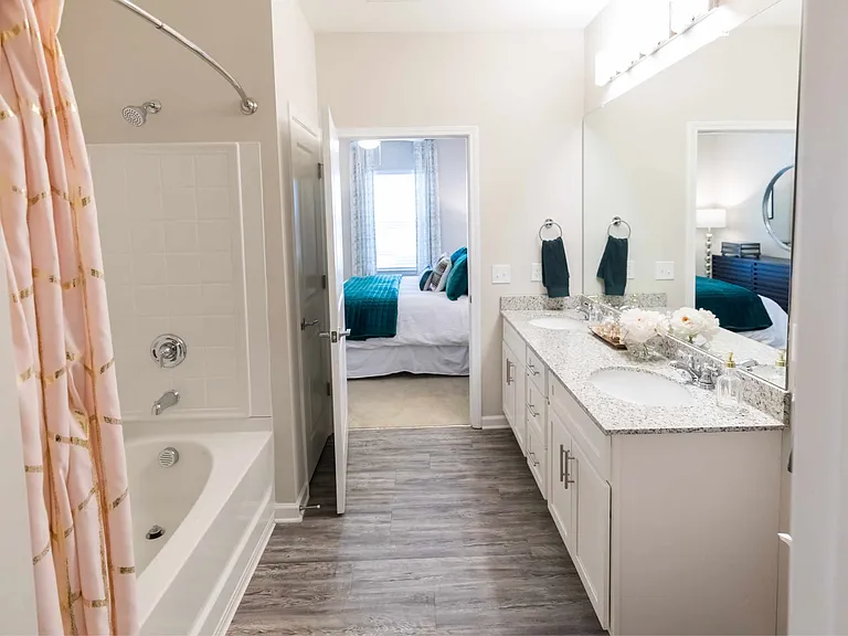 The Haven at Regent Park — Photo 14