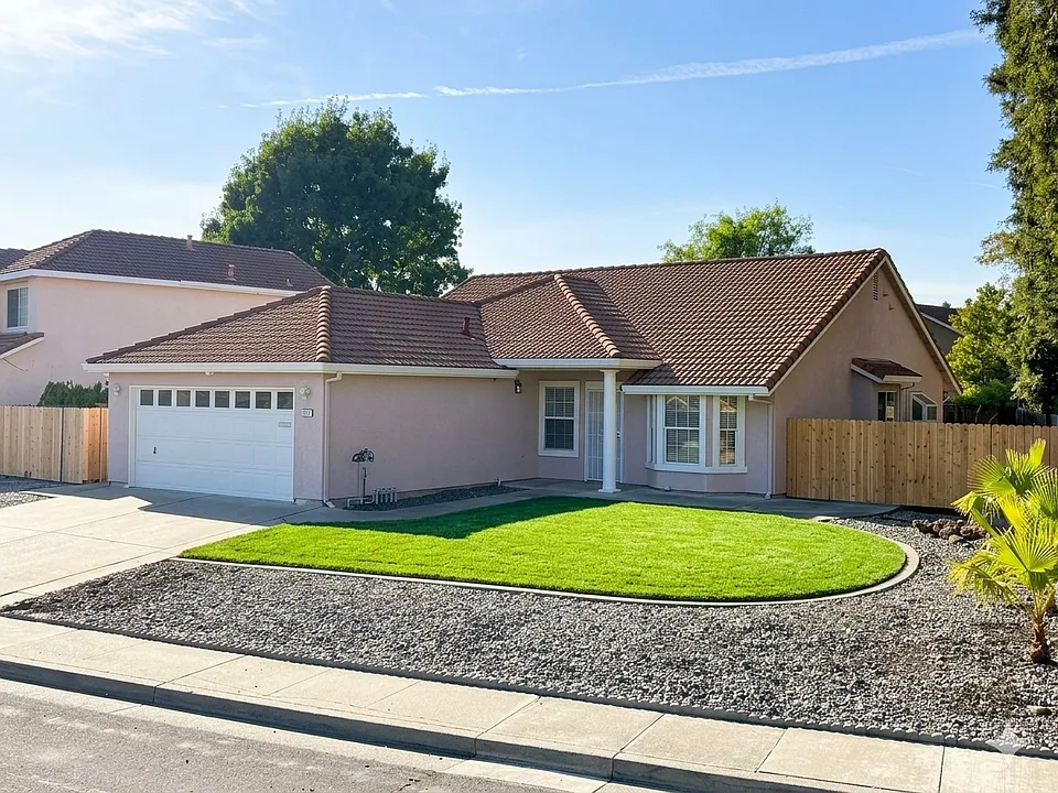 2777 Woodmont Dr