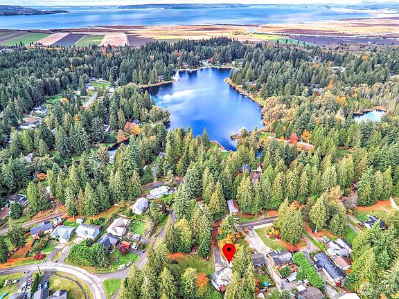 3rd image of 31405 78th Drive NW