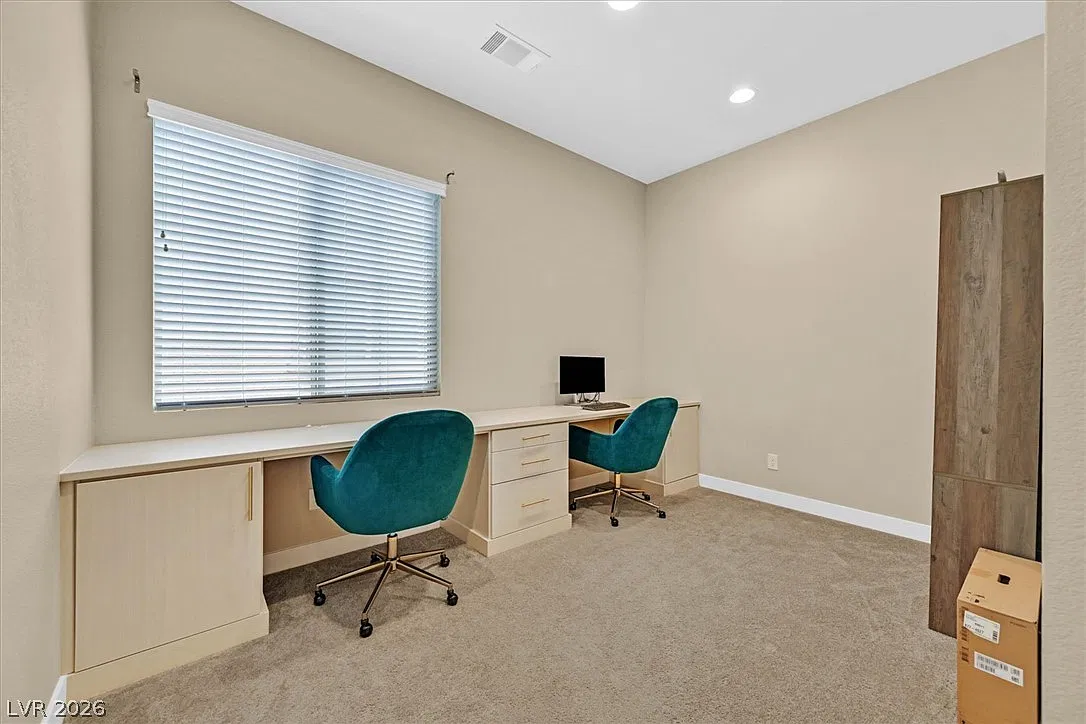 3 bed, 2.5 bath, 2016 sqft, $2,900 — Photo 4