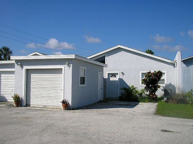 109 Coral Way East Unit C