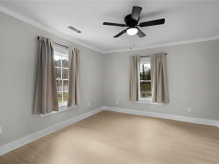 1214 Cave Spring Rd SW — Photo 14