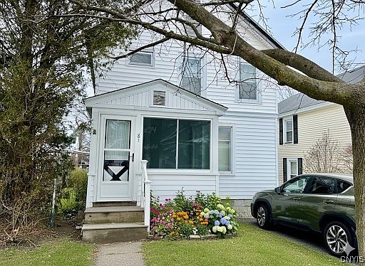 1st image of 81 Niagara St