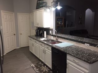 2513 Greenhaven Dr, Burleson, TX 76028