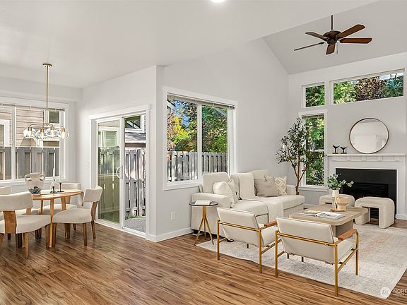 3rd image of 685 NW Juniper Street #B1