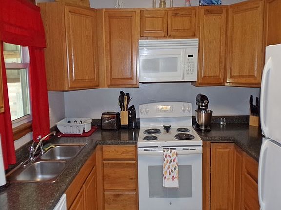 4th image of 120 S 14th St