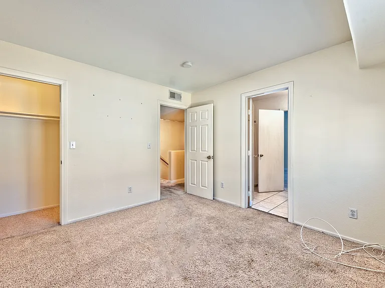 8217 Diamond Star Ct — Photo 10