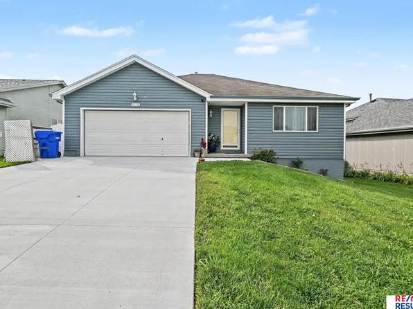 8535 Sheffield St, Omaha, NE 68122