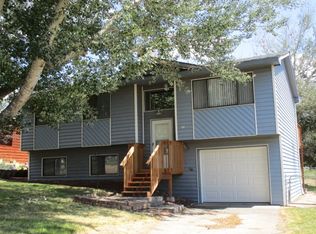 810 10th St, Meeker, CO 81641