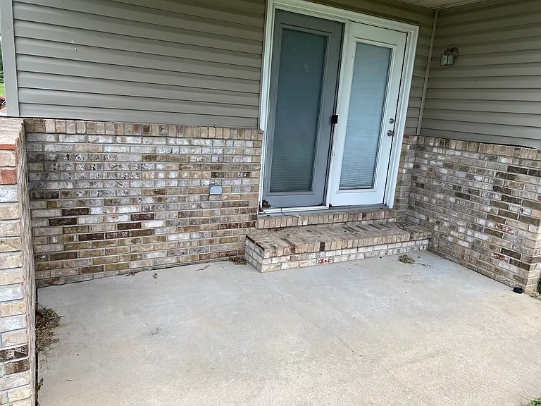 718 Christy Ln — Photo 14
