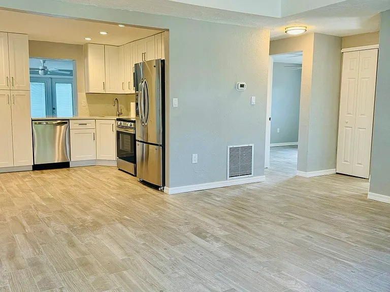 3983 Coleridge Pl — Photo 24