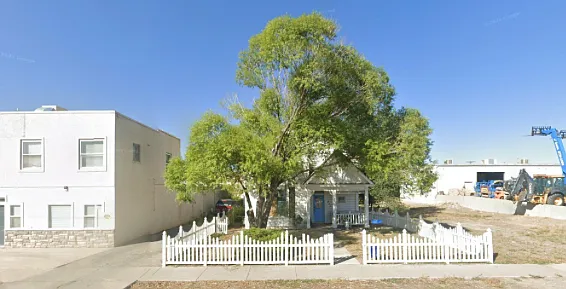 234 S Carbon Ave — Photo 7