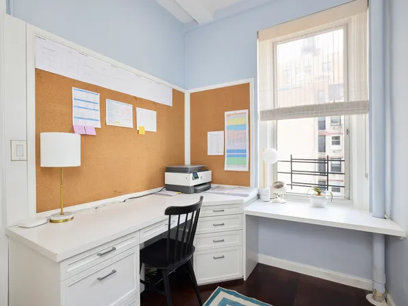 122 East 82nd Street image 6 of 6