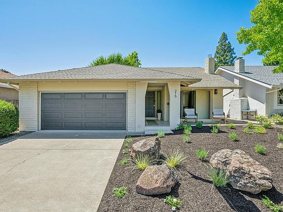 2nd image of 215 Hemlock Drive