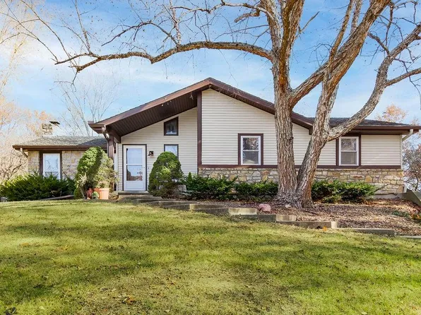4513 N 123rd Ter, Kansas City, KS 66109