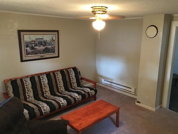 3rd image of 301 Goodrich Ave