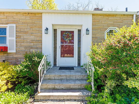 4th image of 10773 Lakeshore Rd