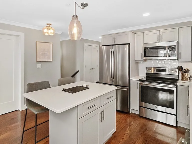 1789 Centre St #405 — Photo 4