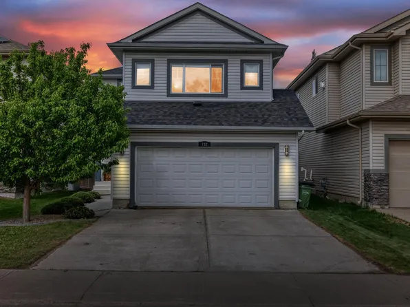 732 172nd St SW, Edmonton, AB T6W 0M5