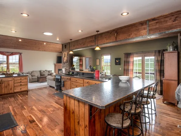 49 Flynn Ln, Townsend, MT 59644