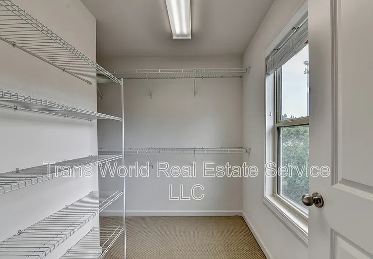 4648 Pine St SE — Photo 33