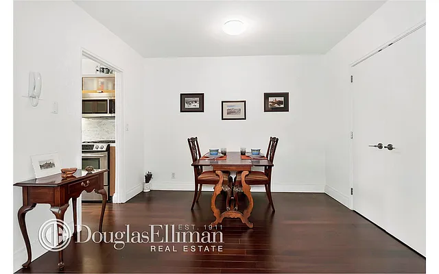 Rented by Douglas Elliman | media 17