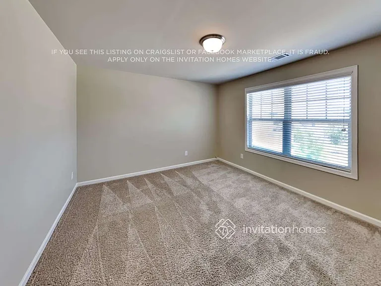 56 Oak Point Ct — Photo 10