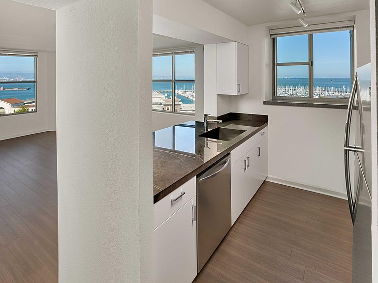 South Beach Marina Apartment Rentals with Virtual tours