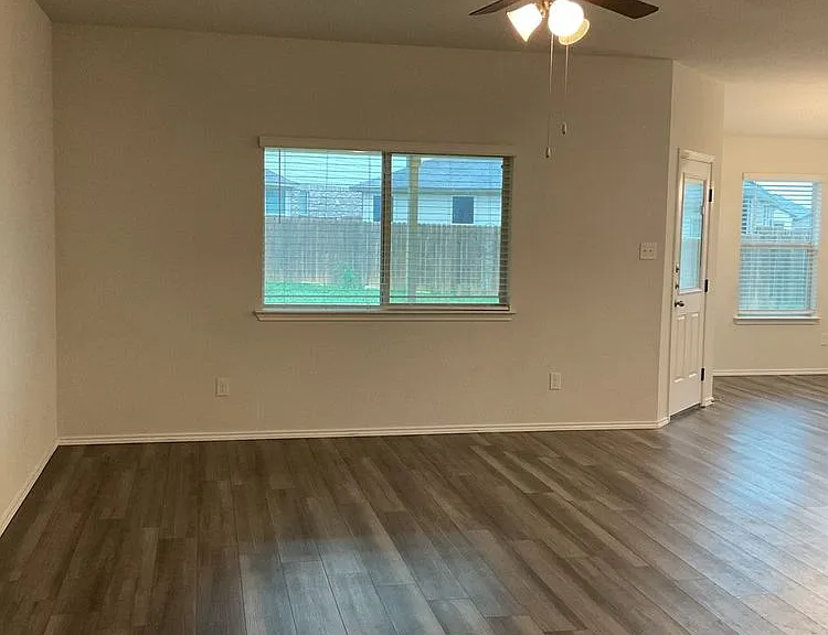 412 Saddleback Trl — Photo 9