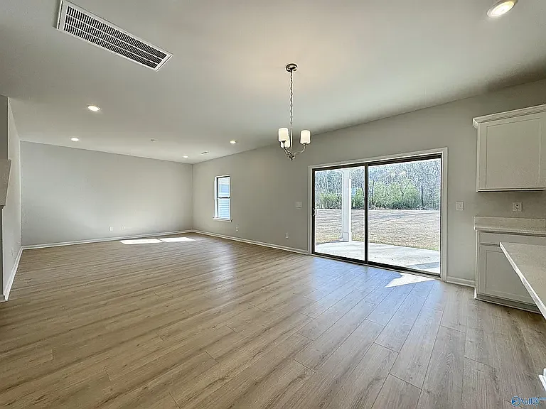 14668 Mountain Stream Dr — Photo 6