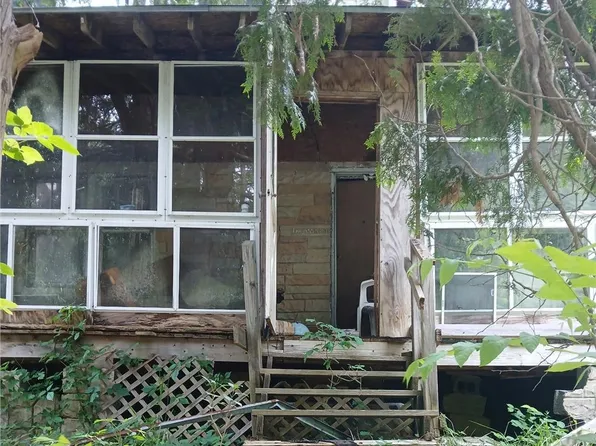 10386 Elk Creek Pkwy, Elk Creek, VA 24326
