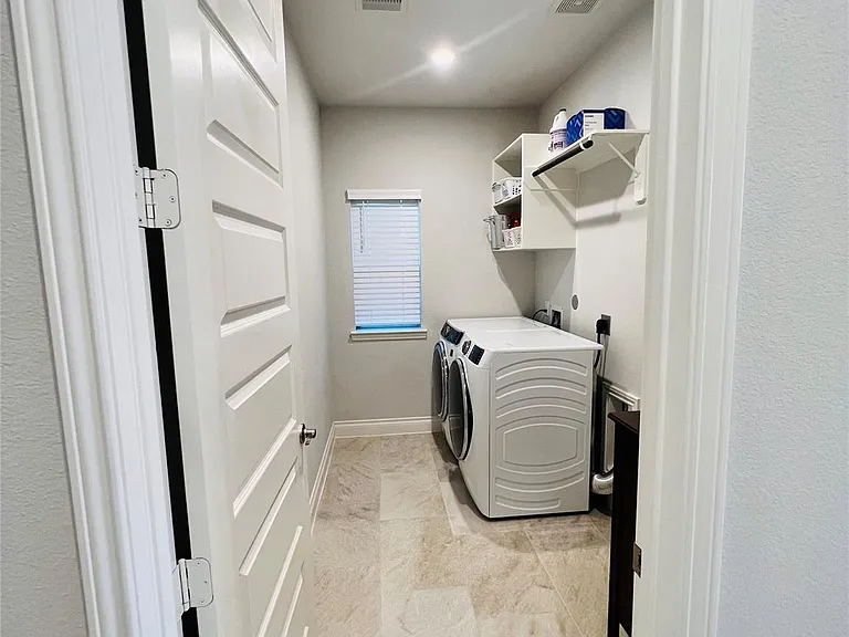2102 Marian Lee Ln — Photo 21