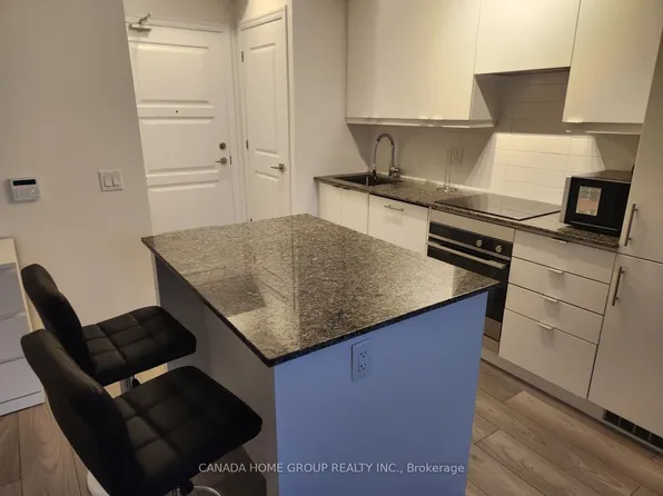 36 Elm Dr W, Mississauga, ON