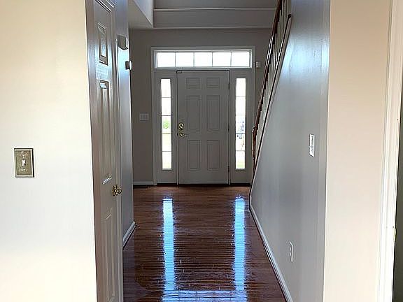 3rd image of 34 Saint Georgia Dr