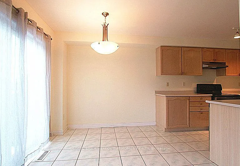 4885 James Austin Dr — Photo 5